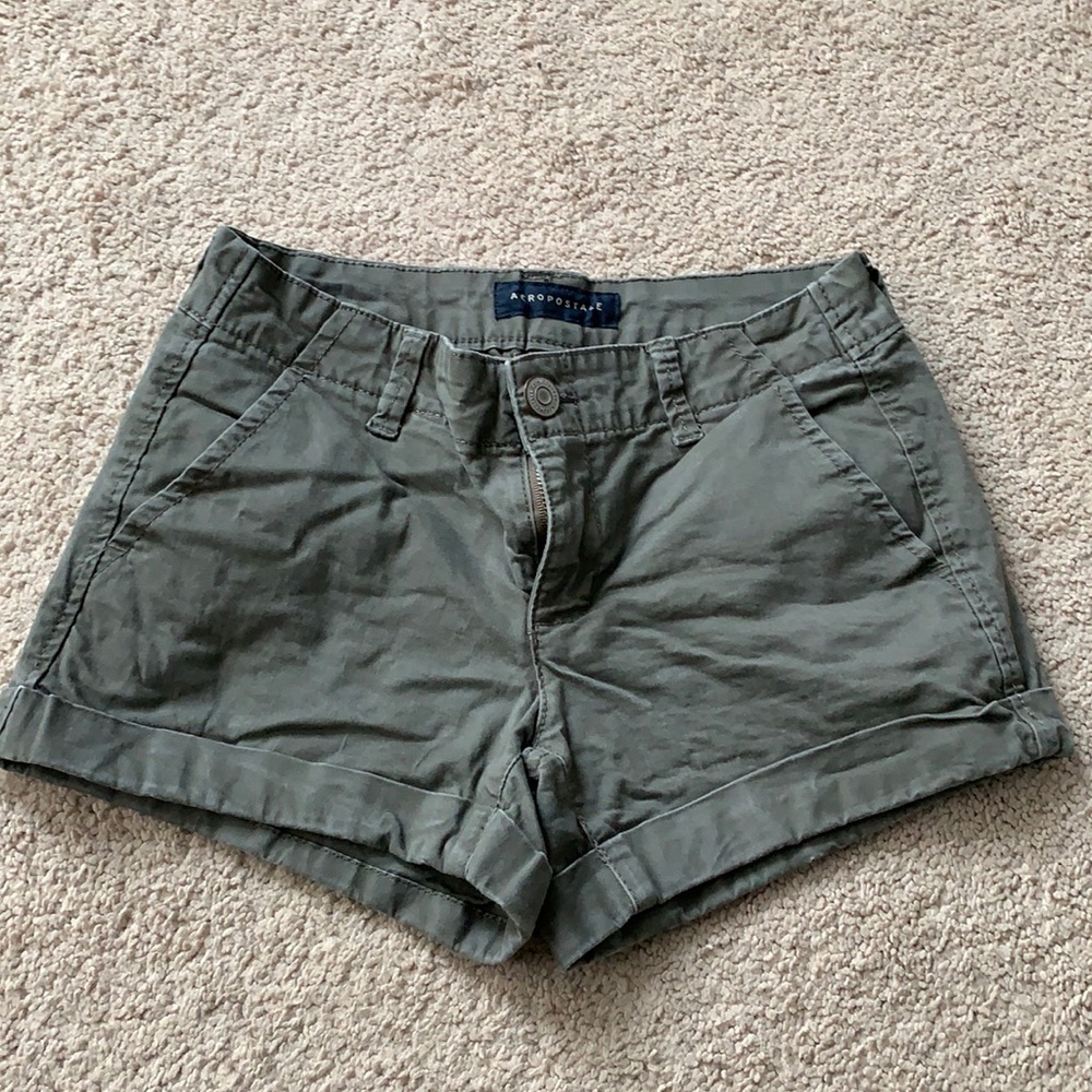 Super Cute Cargo Shorts :)